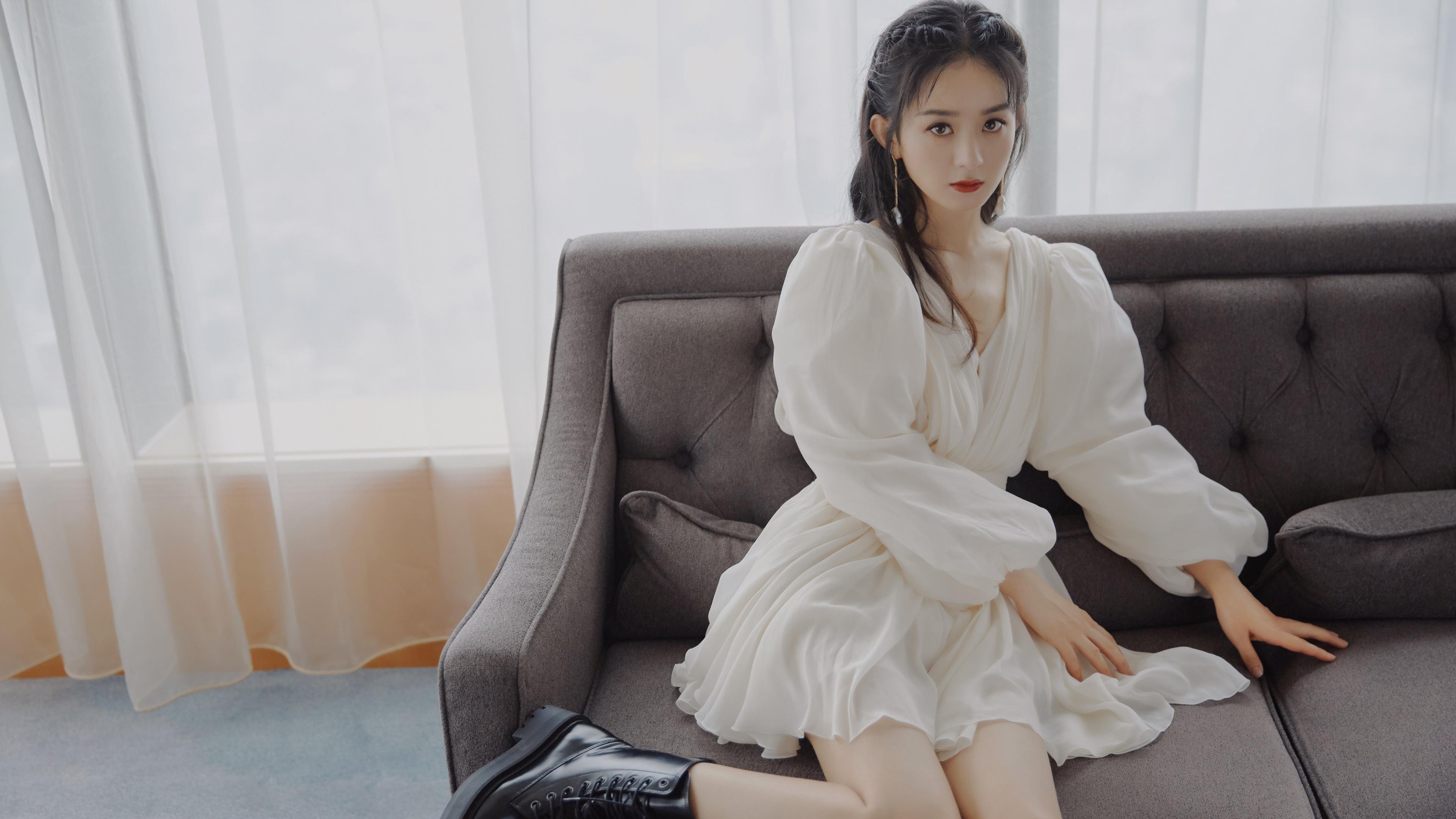 爱游戏体育app-LOL职业联赛季后赛正式开启，冠军争夺战一触即发，英雄联盟职业联赛季后赛赛程