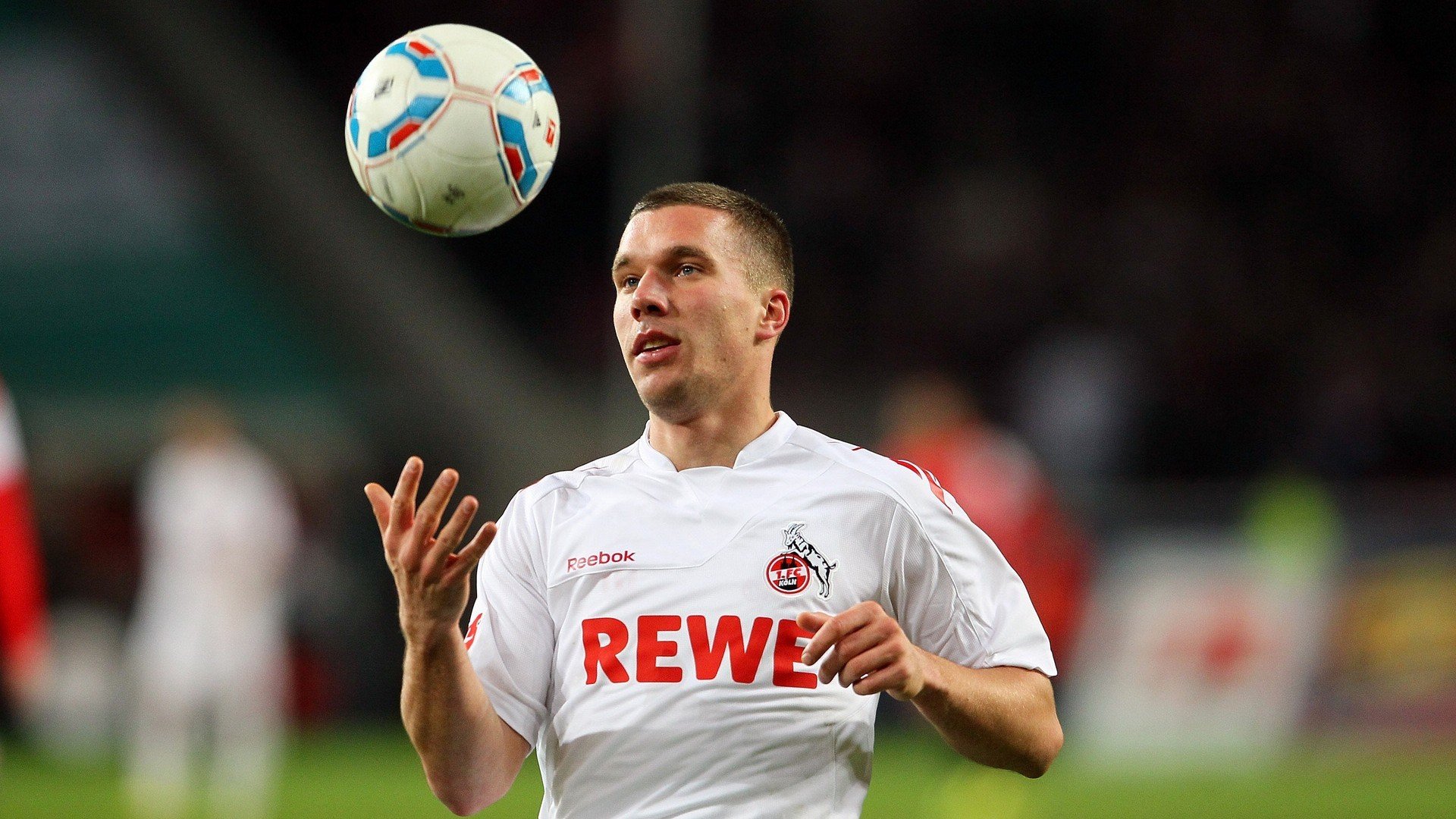 AYX官网-欧洲杯赛事中的深度媒体合作，欧洲杯互动